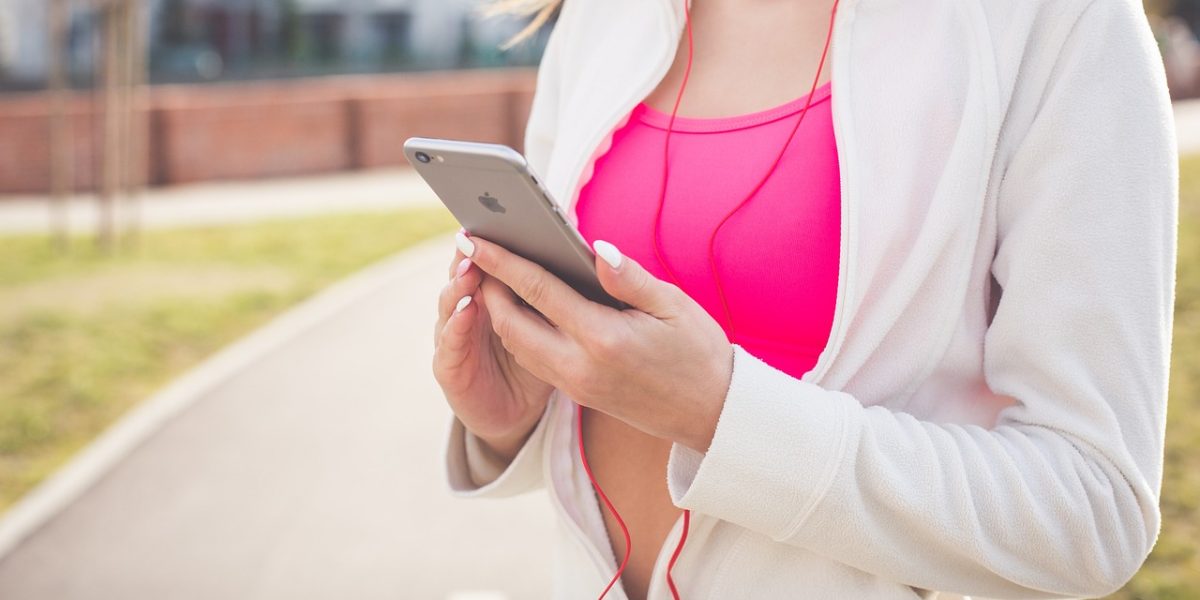 woman jogging